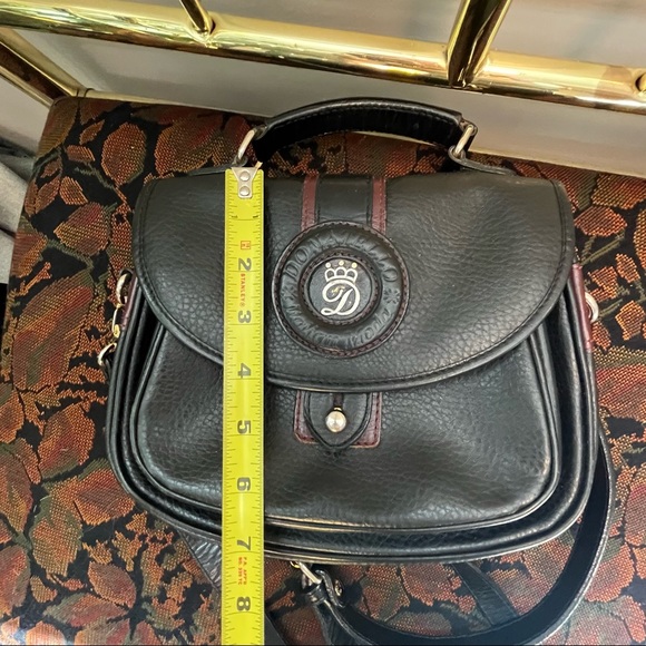 Donatello | Leather Crossbody Purse - Picture 15 of 16